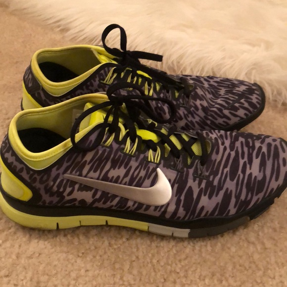 Nike Shoes - Too big for me. Nike Shoes - Too big for me.